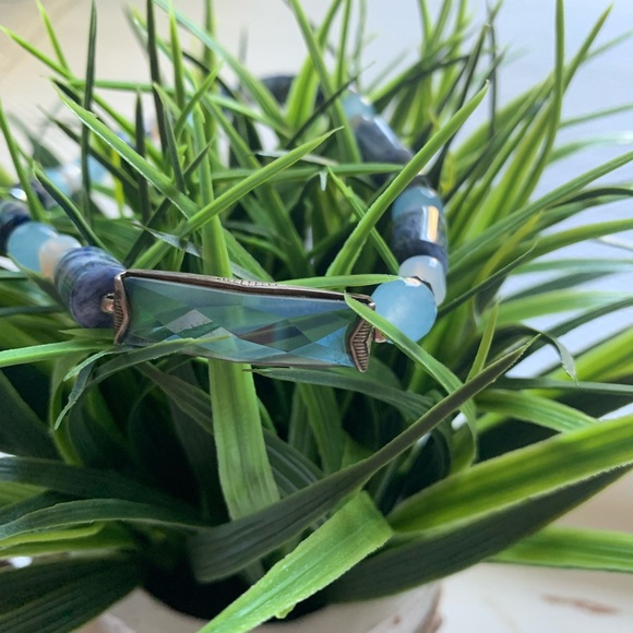 Silpada blue glass and bead stretch bracelet - Picture 2 of 5